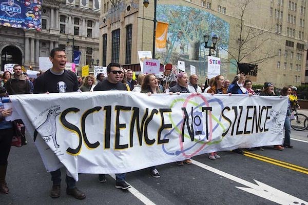 WE REALLY NEED POLITICAL STRATEGISTS LEADING ON CLIMATE CHANGE – NOT ACADEMICS