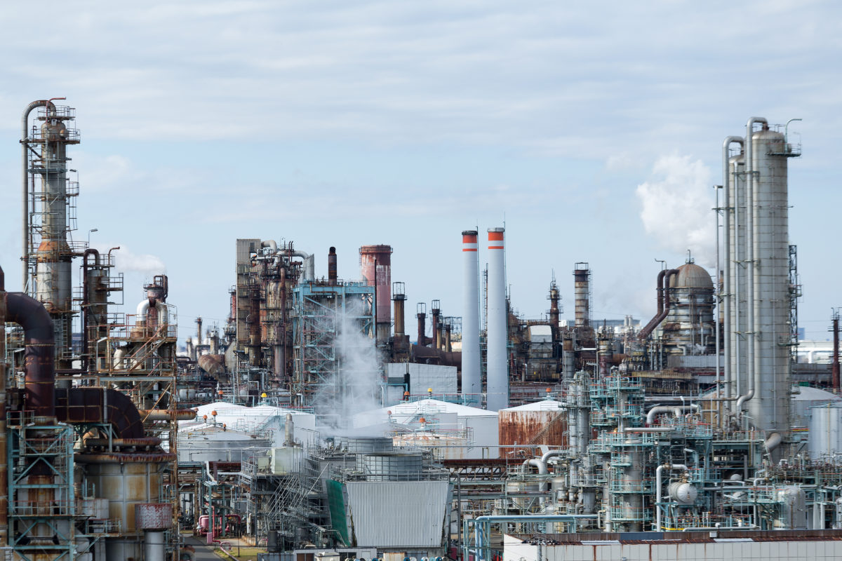 Can old Philadelphia refineries be cleaned up and restored?